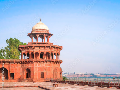 The fortress at Taj Mahal  UNESCO World Heritage Site  Agra  Uttar Pradesh  India 