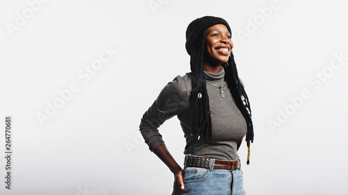Valokuva Smiling african female with long dreadlocks