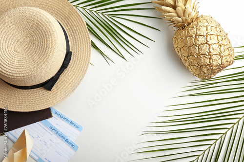 Golden pineapple with palm ...