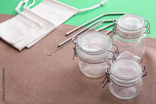 Reusable glass jars and met...