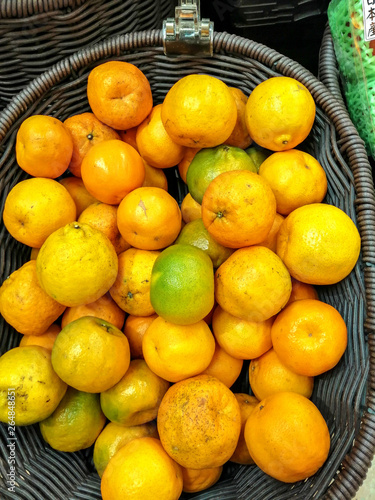 Bulk mandarins in a basket