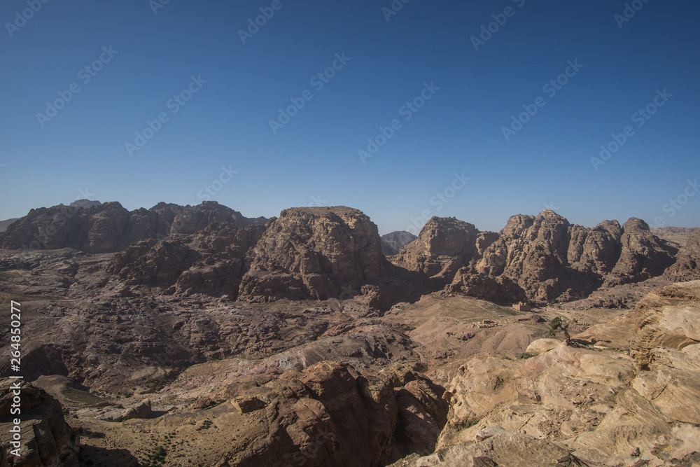A great sunny day in the Petra national park , except from the amazing treasury there is a full park to discover ! 
