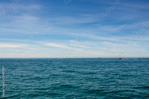 sea and blue sky © Renan