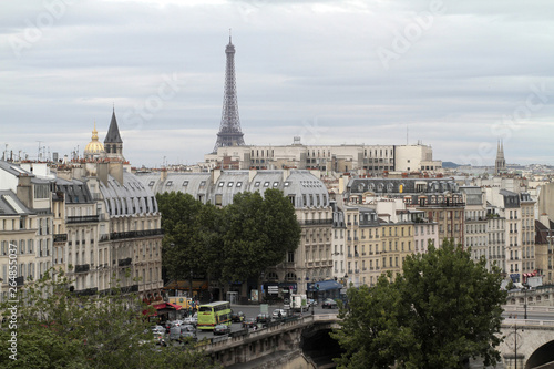 Vie sur Paris et la Tour Eiffel.  © lemélangedesgenres