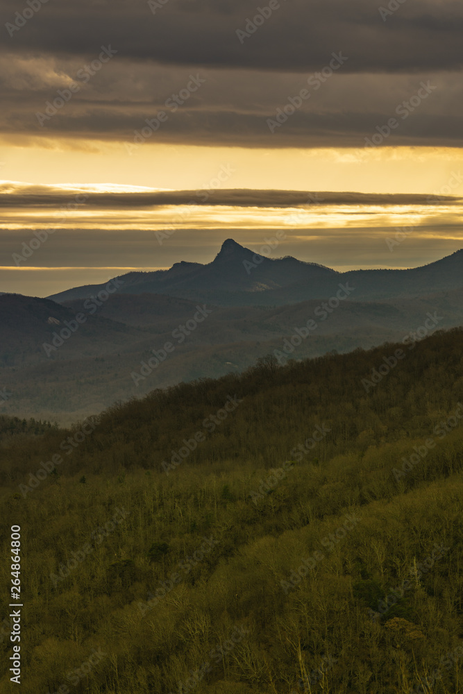 Fototapeta premium sunset in the mountains