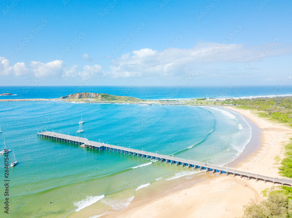 Fototapeta premium An aerial view of Coffs Harbour beach and harbour