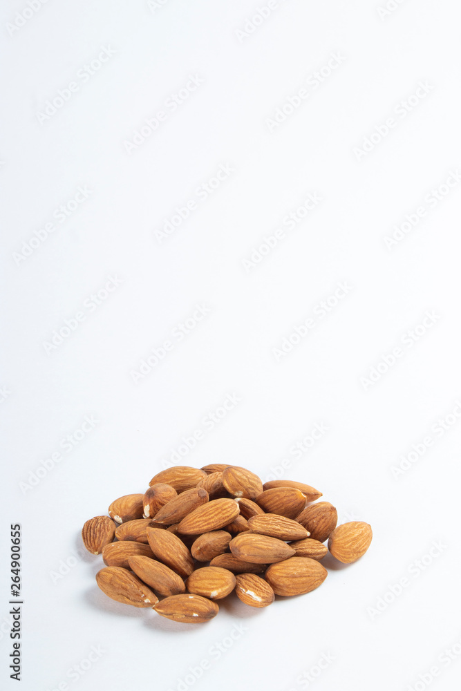 almond almond