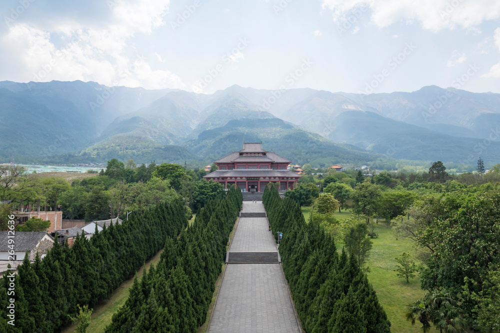 Fototapeta premium Buddhist temple building in Yunnan, China