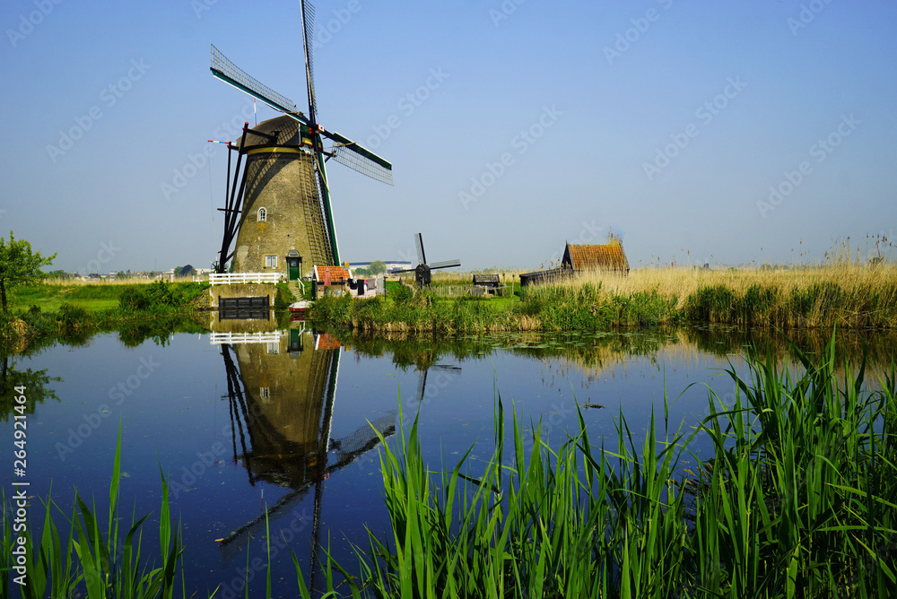 KINDERDIJK - the windmills at Kinderdijk in Holand are group of 19 monumental windmills