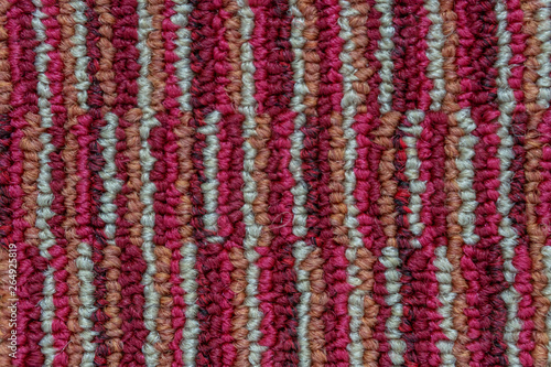 Synthetic fiber carpet