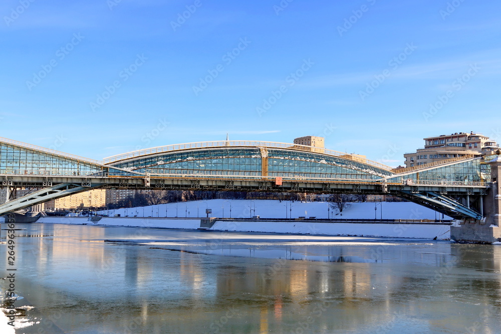 Naklejka premium Bogdan Khmelnitsky pedestrian bridge in Moscow