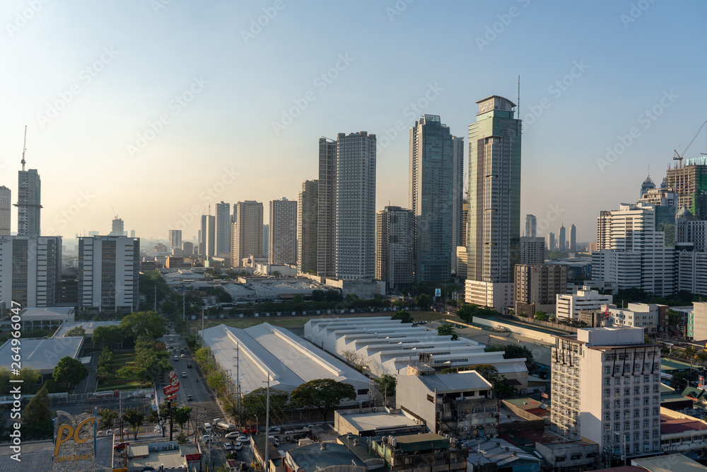 Obraz premium Aerial view of Metro manila skyscrapers