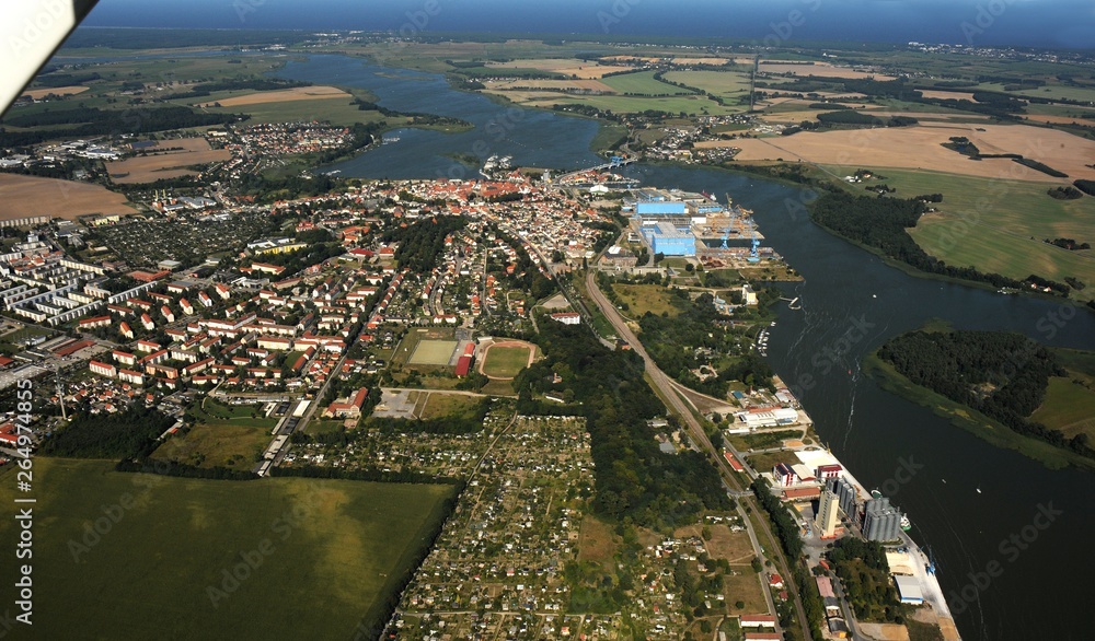 Fototapeta premium Wolgst am Peenestrom 2013