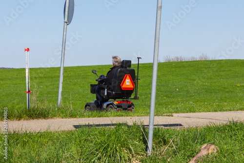 motor wheelchair
