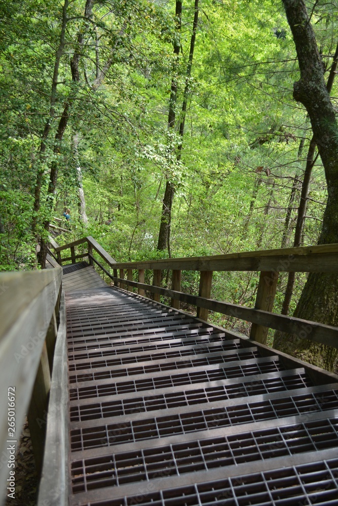 Obraz premium Scary steep stairs