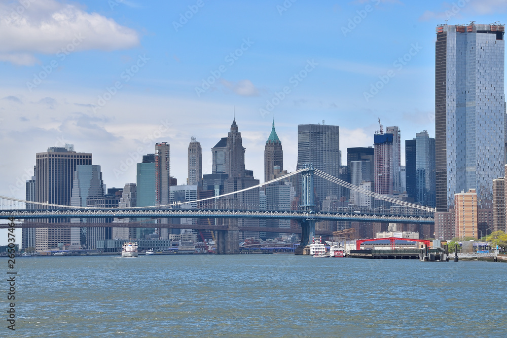 Financial District, Manhattan Bridge & Brooklyn Bridge -New York - USA 