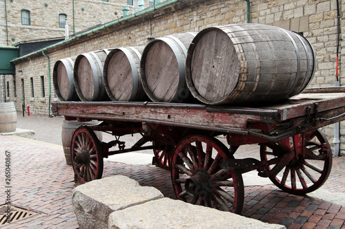 Barrels on the wagon wheel