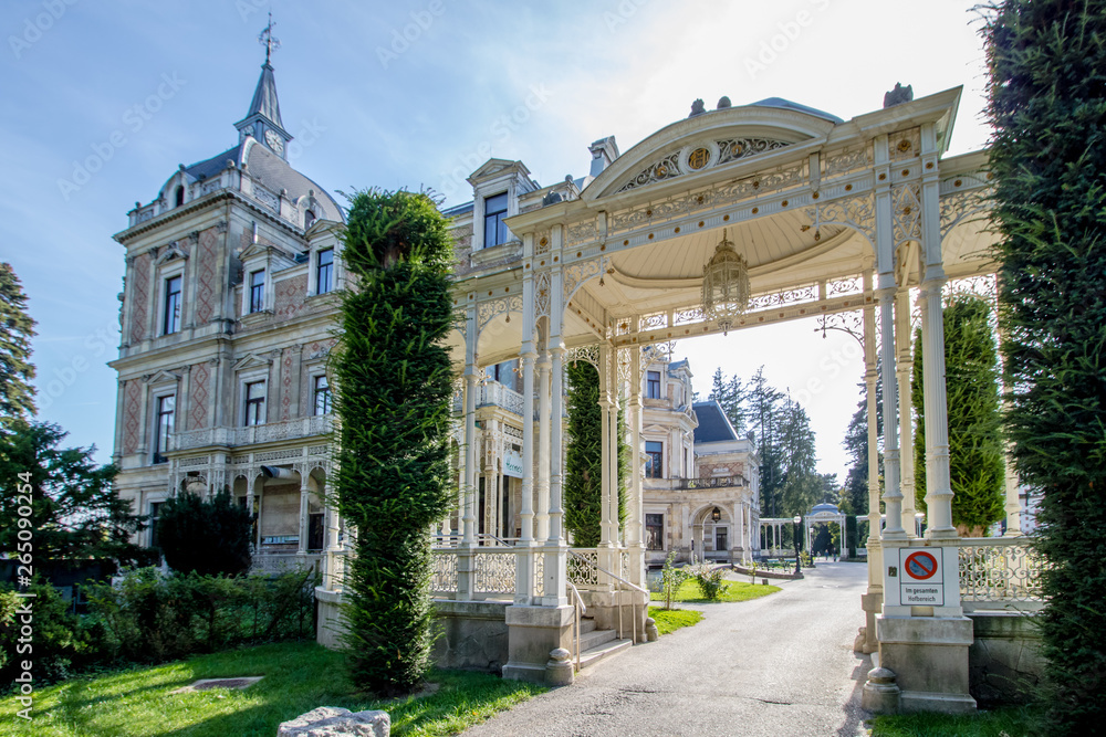 Φωτογραφία Die Wiener Hermesvilla in Herbst, Österreich