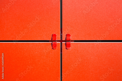 Wall Mural Arrangement of ventilated facade