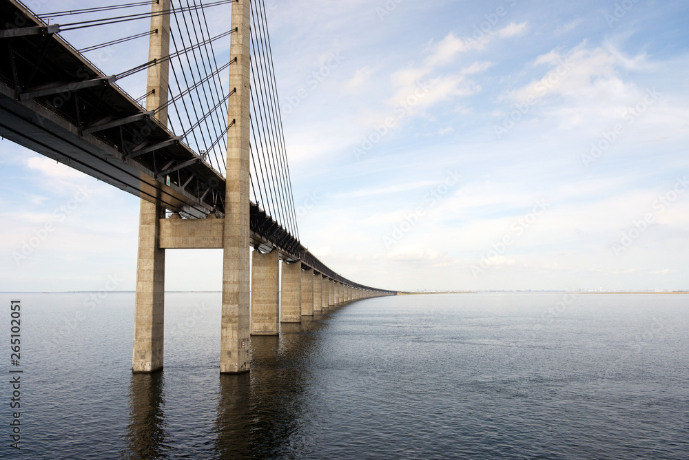 Fototapeta premium Die Öresundbrücke nach Dänemark