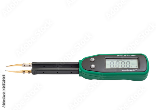 Konstfotografi digital electronic tester smd components isolated on white background