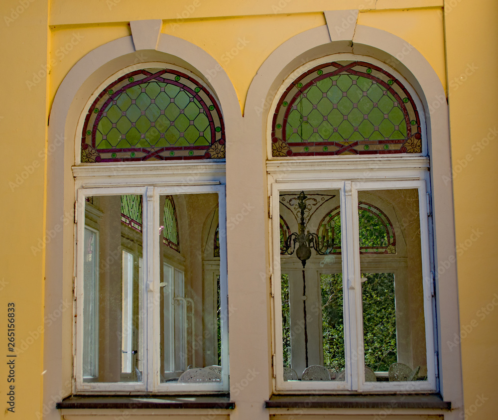 Obraz premium historische Fenster