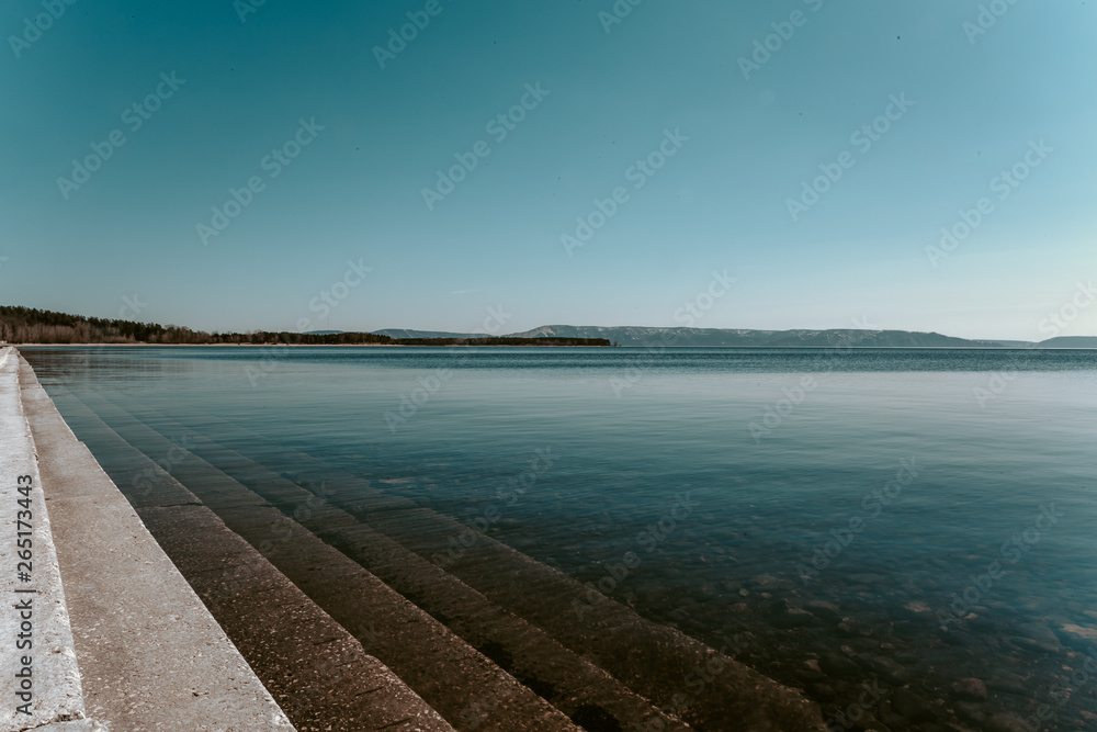 Fototapeta premium sandy beach by the sea