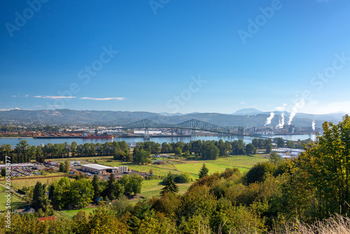 Cuadro en lienzo Lewis and Clark Bridge