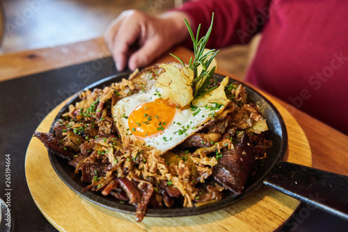 leckeres Essen auf der Hütte photo