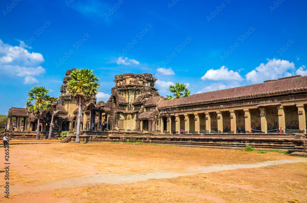 Fototapeta premium Gate of ancient temple complex Angkor Wat, Siem Reap, Cambodia.