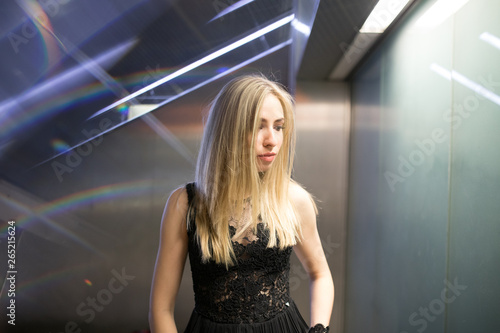 girl around the city time of her live Free Download girl around the city time of her live - GFXLoad