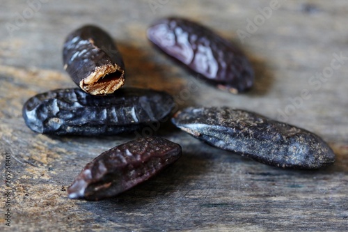 tonka bean. are used in perfumery and confectionery