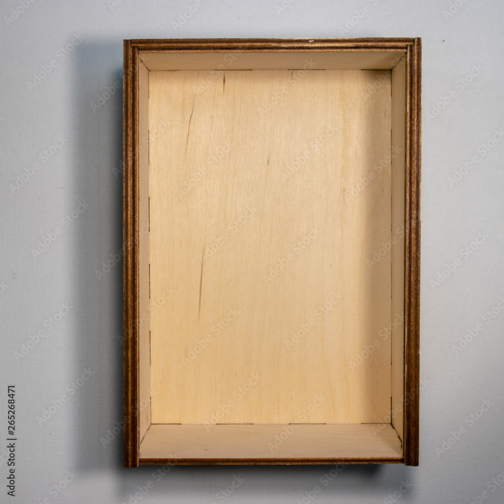 Fototapeta premium empty natural wooden box for happy gifts