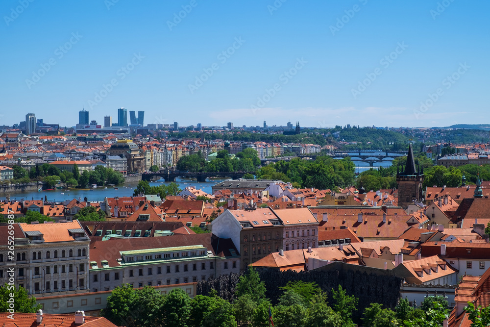 Panorama von Prag/Tschechien mit Moldau