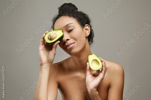 Young African-American woma...