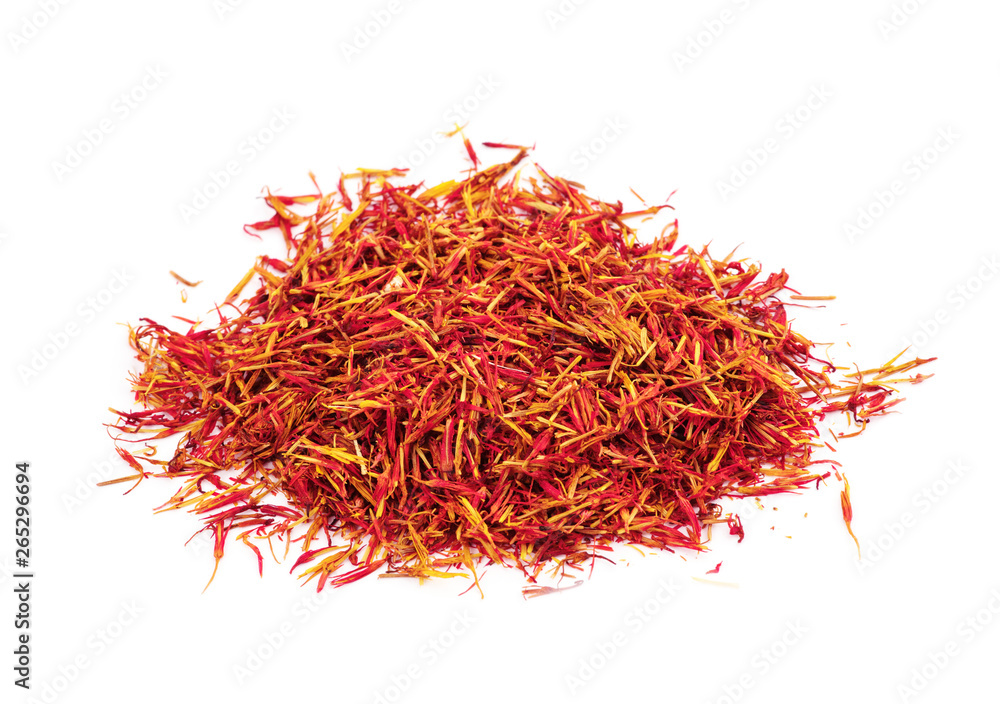 Naklejka premium Dried saffron spice isolated on white background.