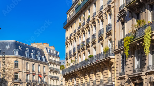Paris, beautiful buildings in the center, typical parisian facades boulevard de Villiers  © Pascale Gueret