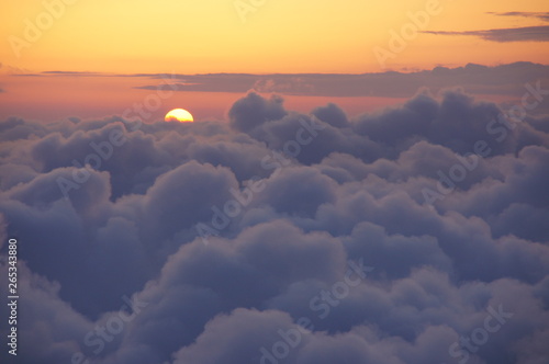 雲海からの日の出