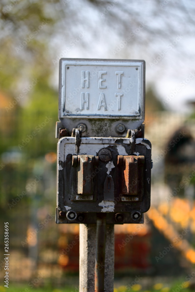 weathered power supply, connection terminal, railway
