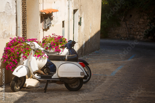 Fototapeta Naklejka Na Ścianę i Meble -  bicycle in the street