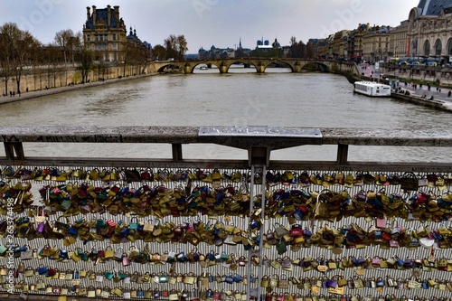 paris lock bridge