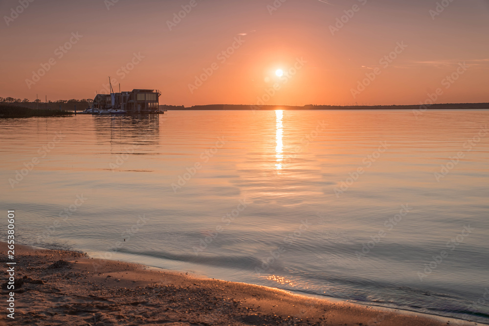 Sonnenuntergang am Geierswalder See