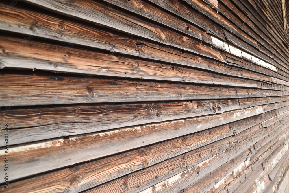 Φωτογραφία Arizona's Goldfield ghosttown: weathered buildings and furniture, wooden stairwe