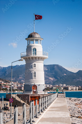 Ориентир, дом, пристанище