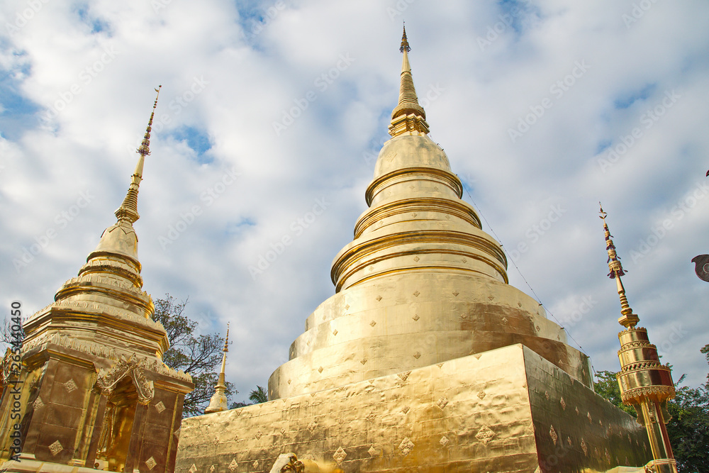Fototapeta premium Northern Thailand temple