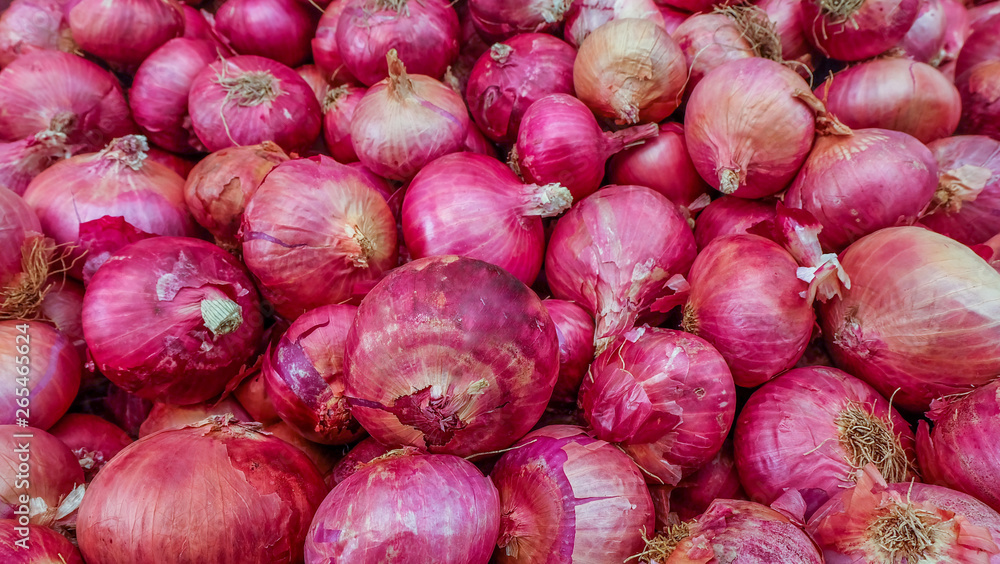 Fresh onions bombay (Loose) Onions bombay background. Ripe onions bombay . Onions bombay in market. Fresh onions bombay (Loose) Onions bombay background. Ripe onions bombay . Onions bombay in market.