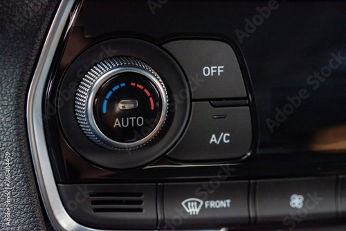 Climate control unit in the new car close