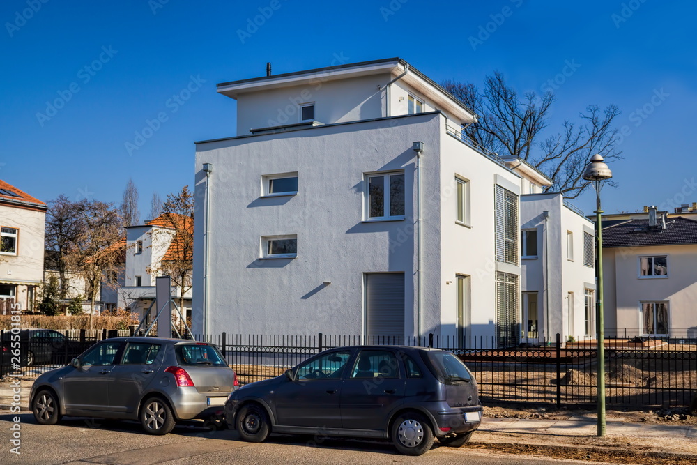 Modernes Wohnhaus in Berlin Charlottenburg, Deutschland