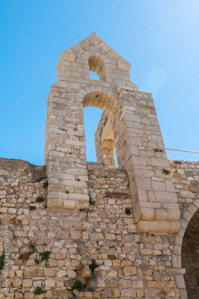 Tour fortifiée du monastère de l' île de Saint Honorat