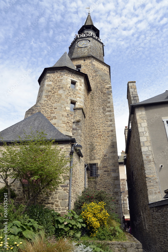 DINAN